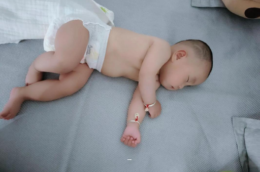 启东孕妇肚脐周围发青